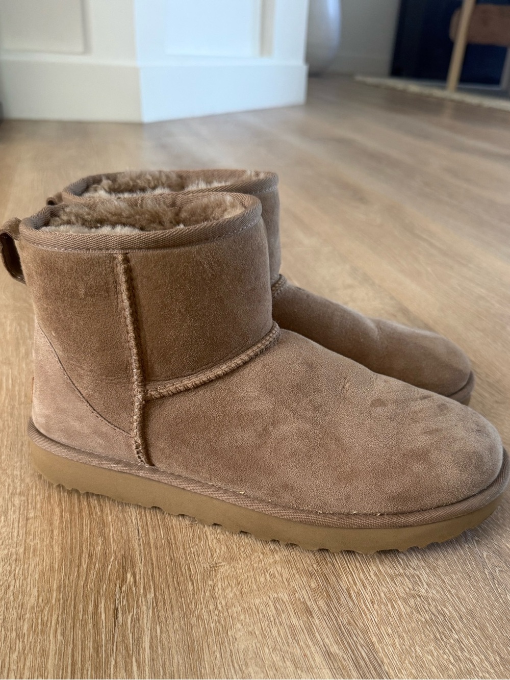 NO NOT BUY— UGGS for uggcollector21